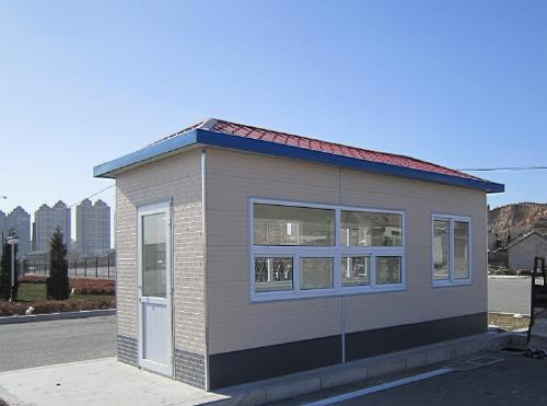 和林格尔县雕花岗亭四号